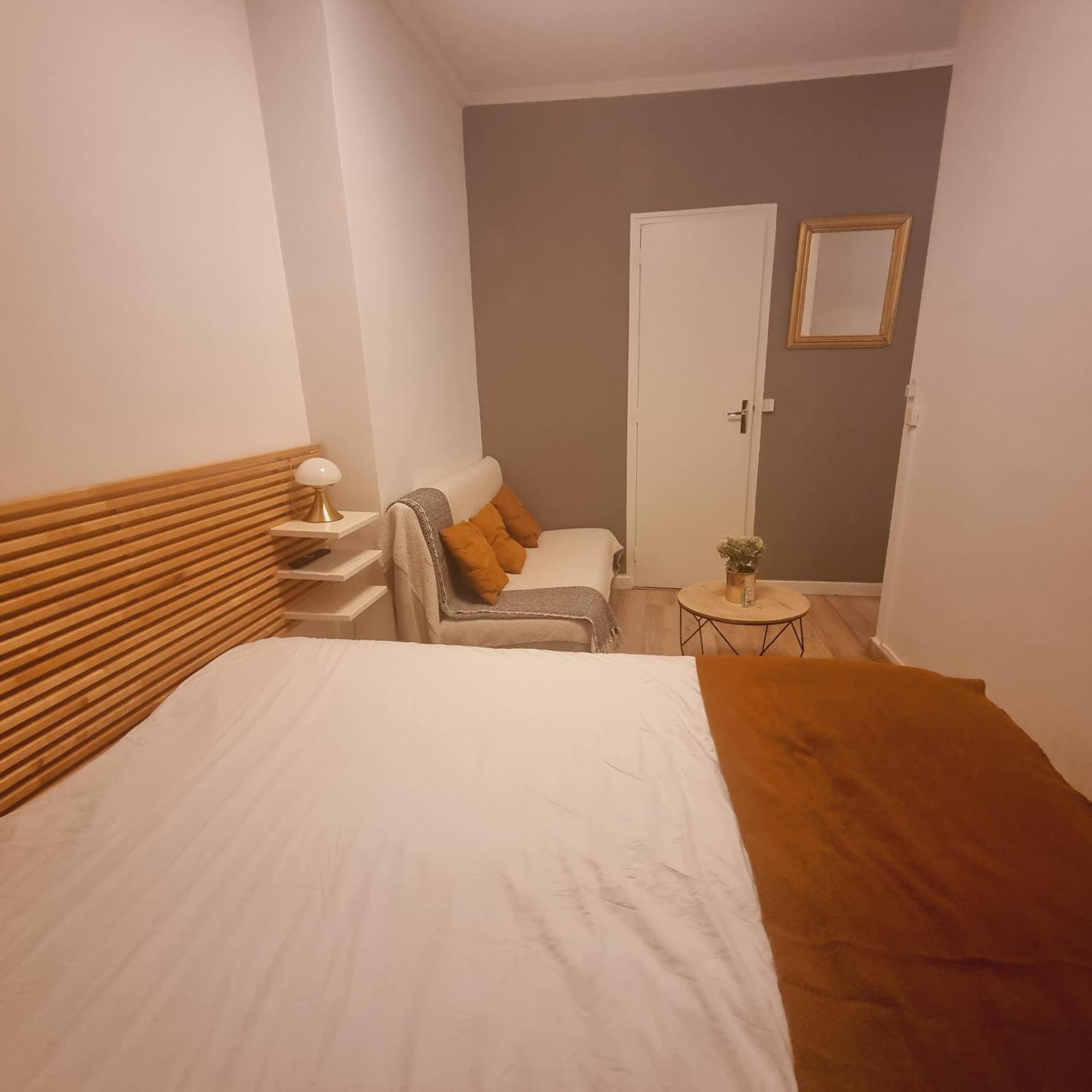 Homestay Entree Separee Paris